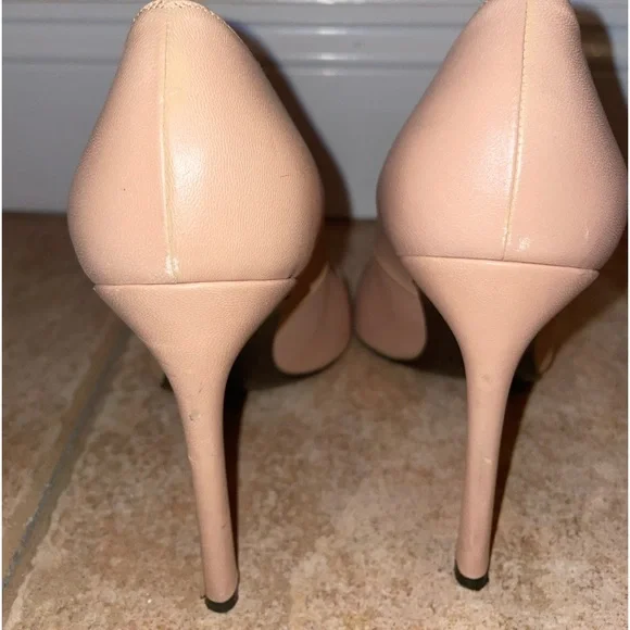 Stuart Weitzman Nude Leather Heels - Picture 6 of 8